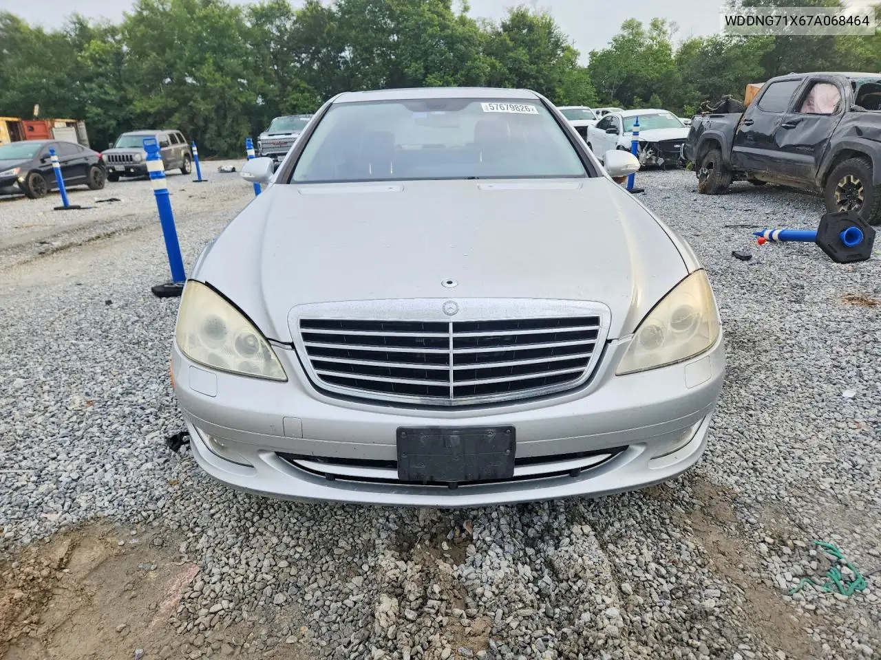 V (W221)