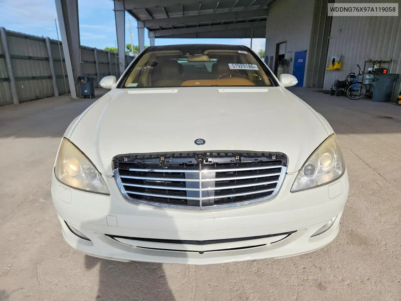 V (W221)