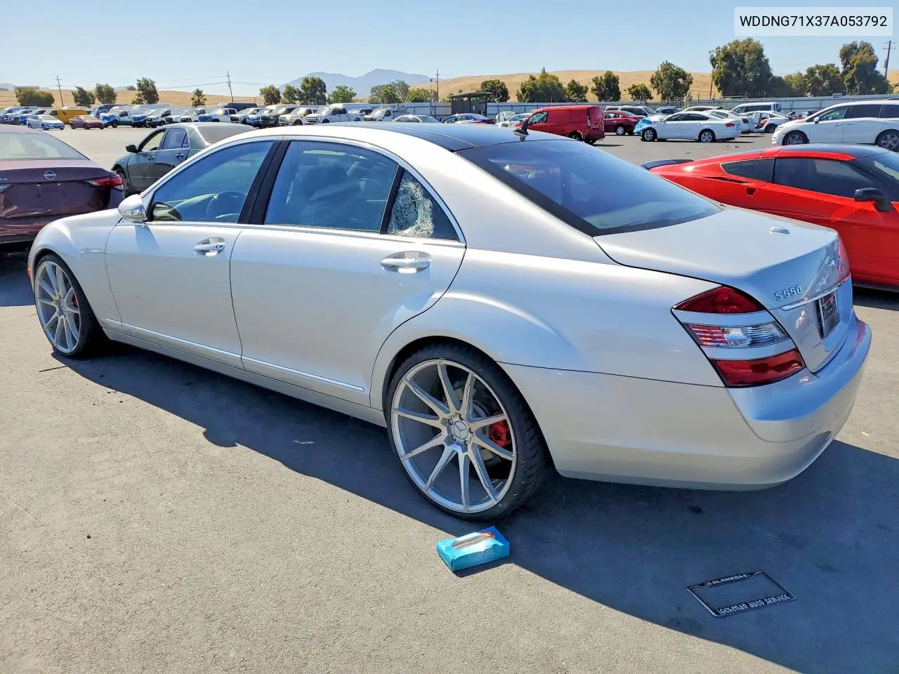 2007 Mercedes-Benz S 550 VIN: WDDNG71X37A053792 Lot: 60613056