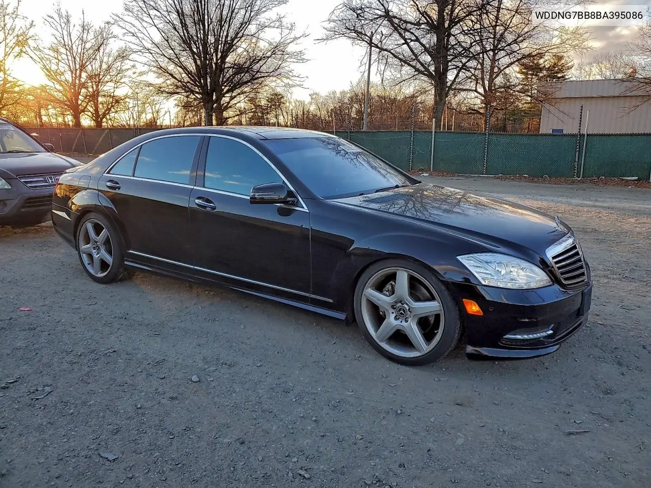 WDDNG7BB8BA395086 2011 Mercedes-Benz S 550
