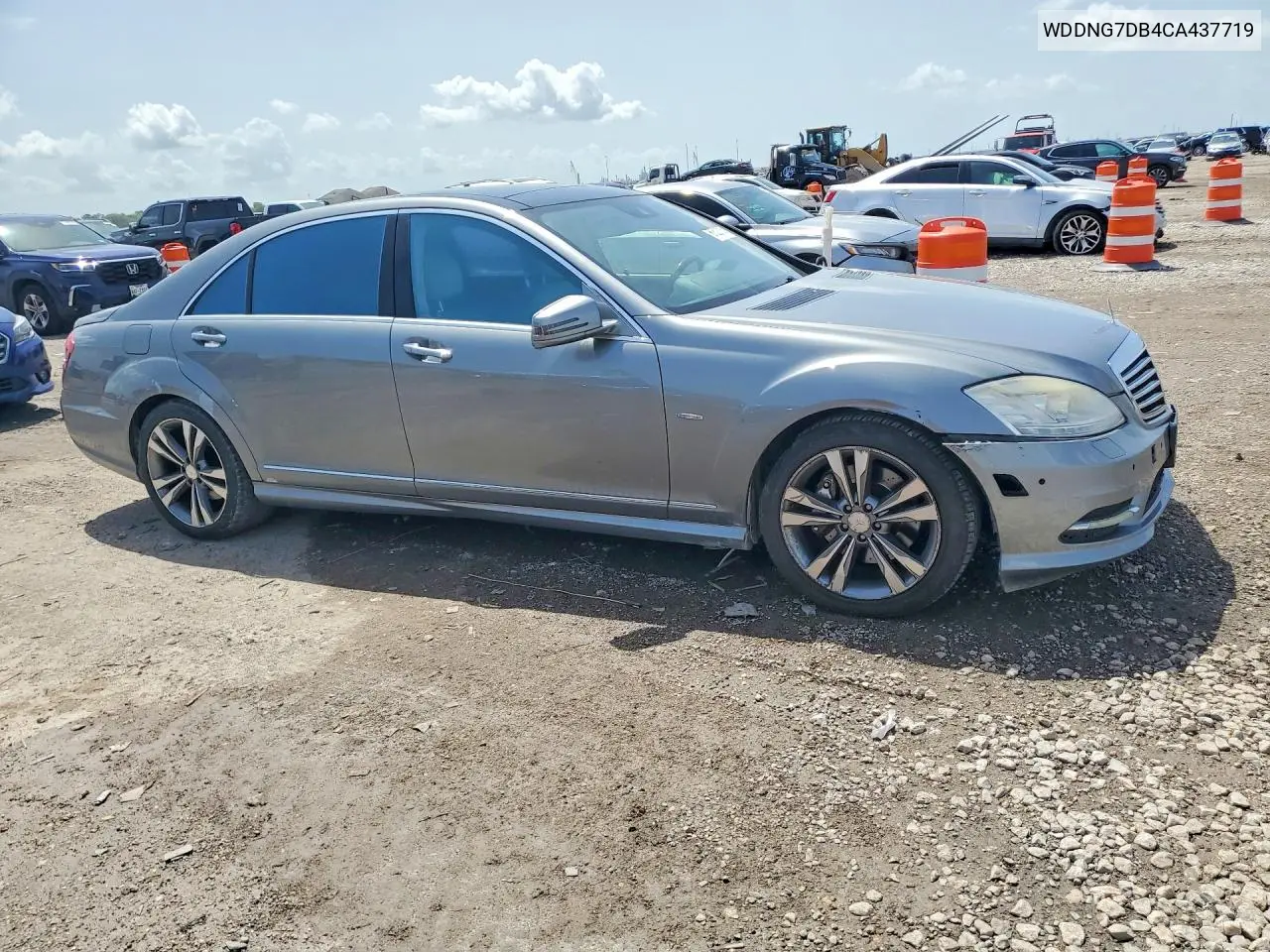 2012 Mercedes-Benz S 550 VIN: WDDNG7DB4CA437719 Lot: 61522716