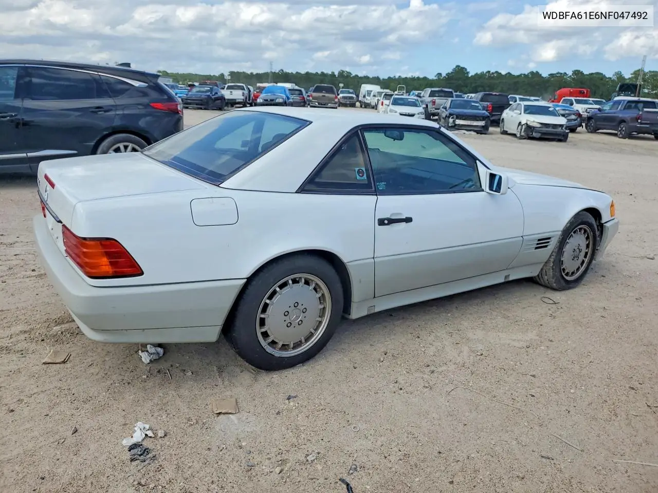1992 Mercedes-Benz 300 Sl VIN: WDBFA61E6NF047492 Lot: 56738846