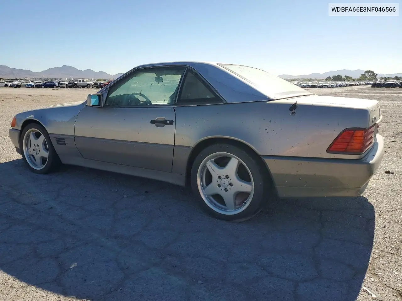 1992 Mercedes-Benz 500 Sl VIN: WDBFA66E3NF046566 Lot: 60025116
