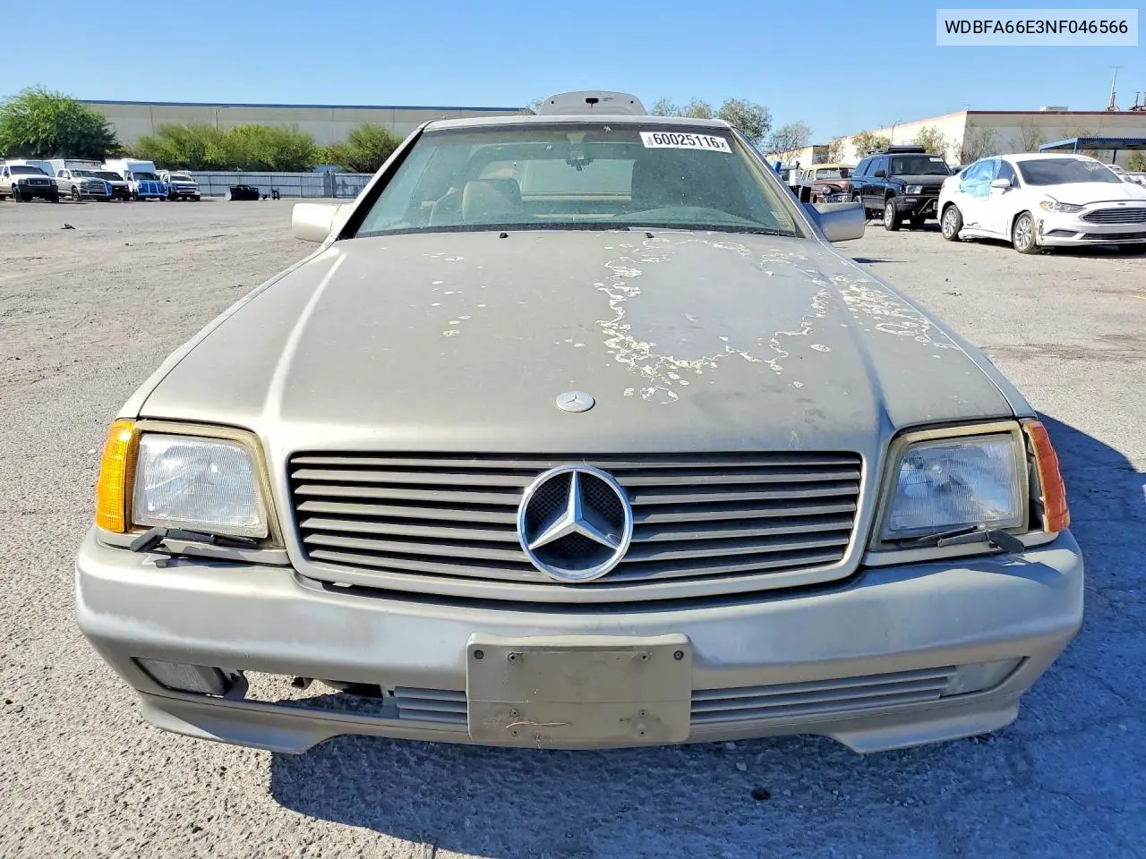 1992 Mercedes-Benz 500 Sl VIN: WDBFA66E3NF046566 Lot: 60025116