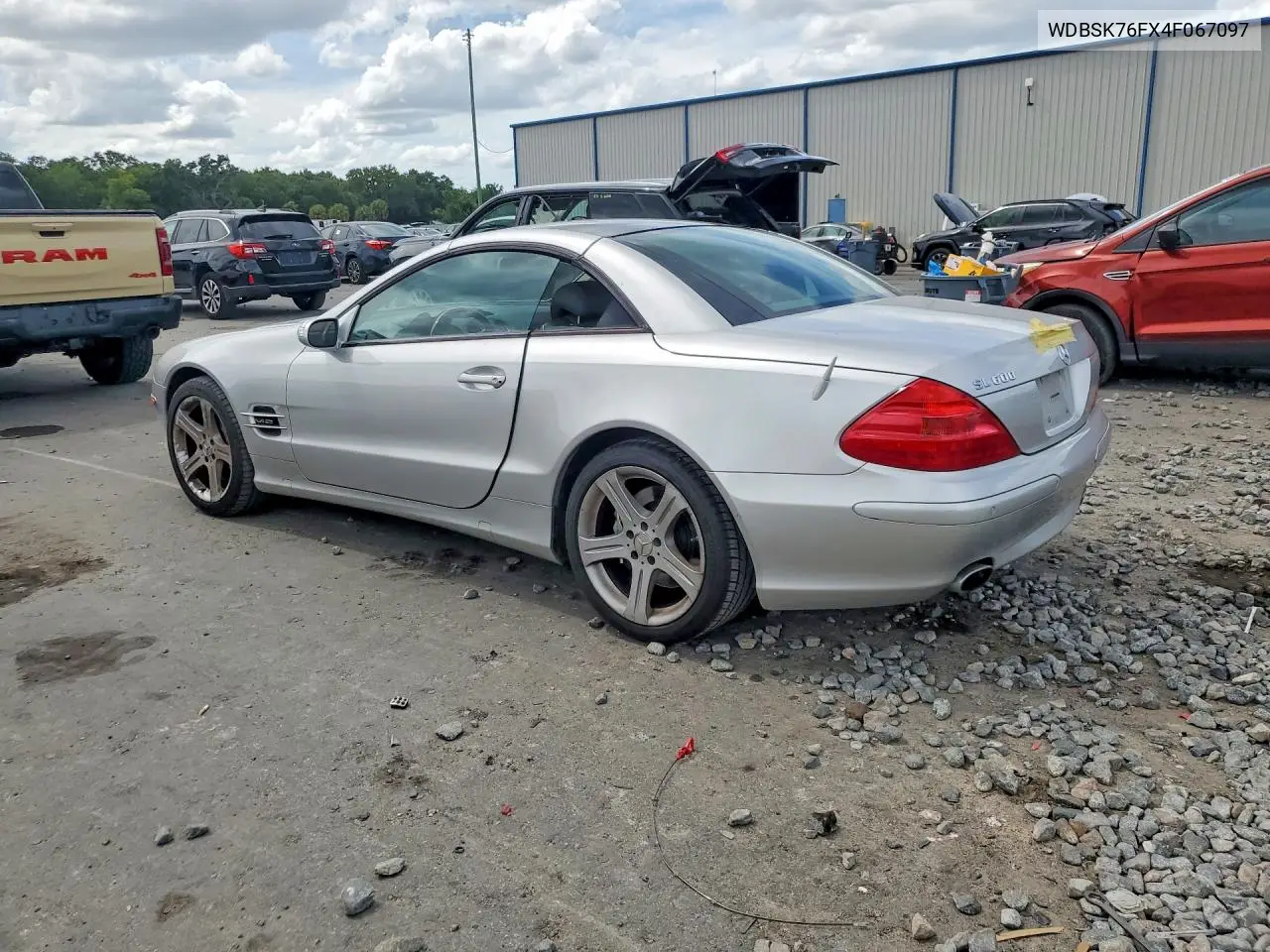V (R230)