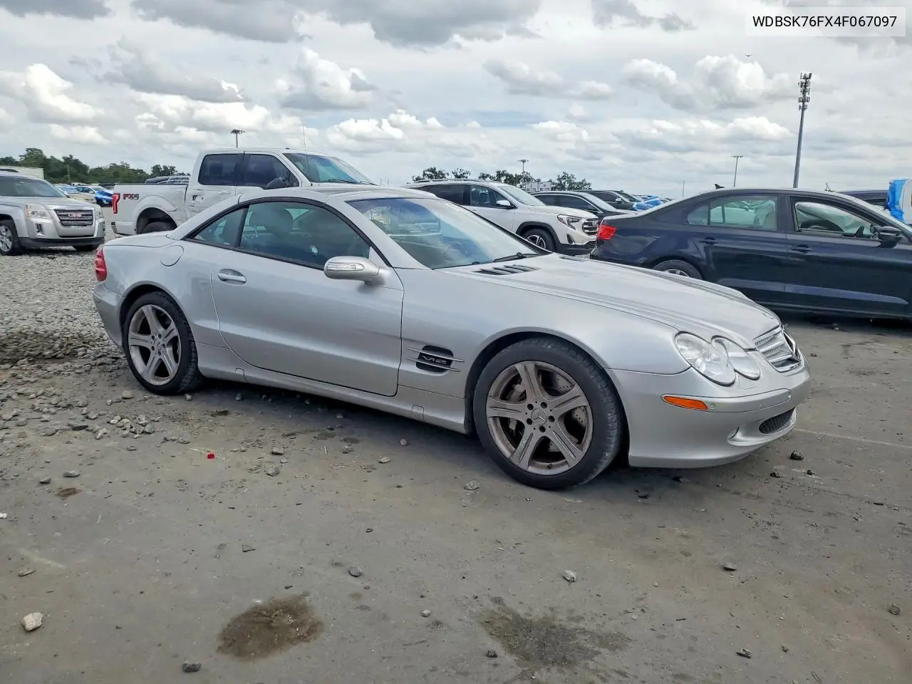 V (R230)
