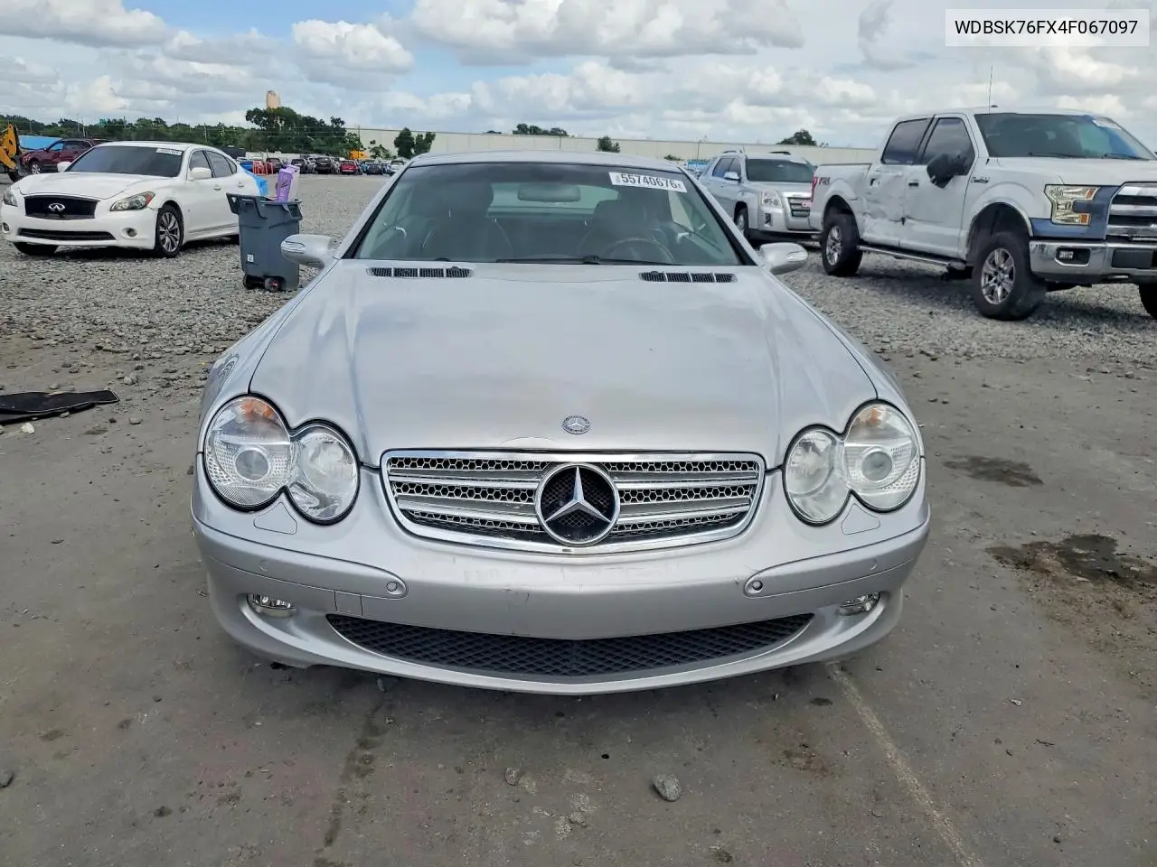 V (R230)