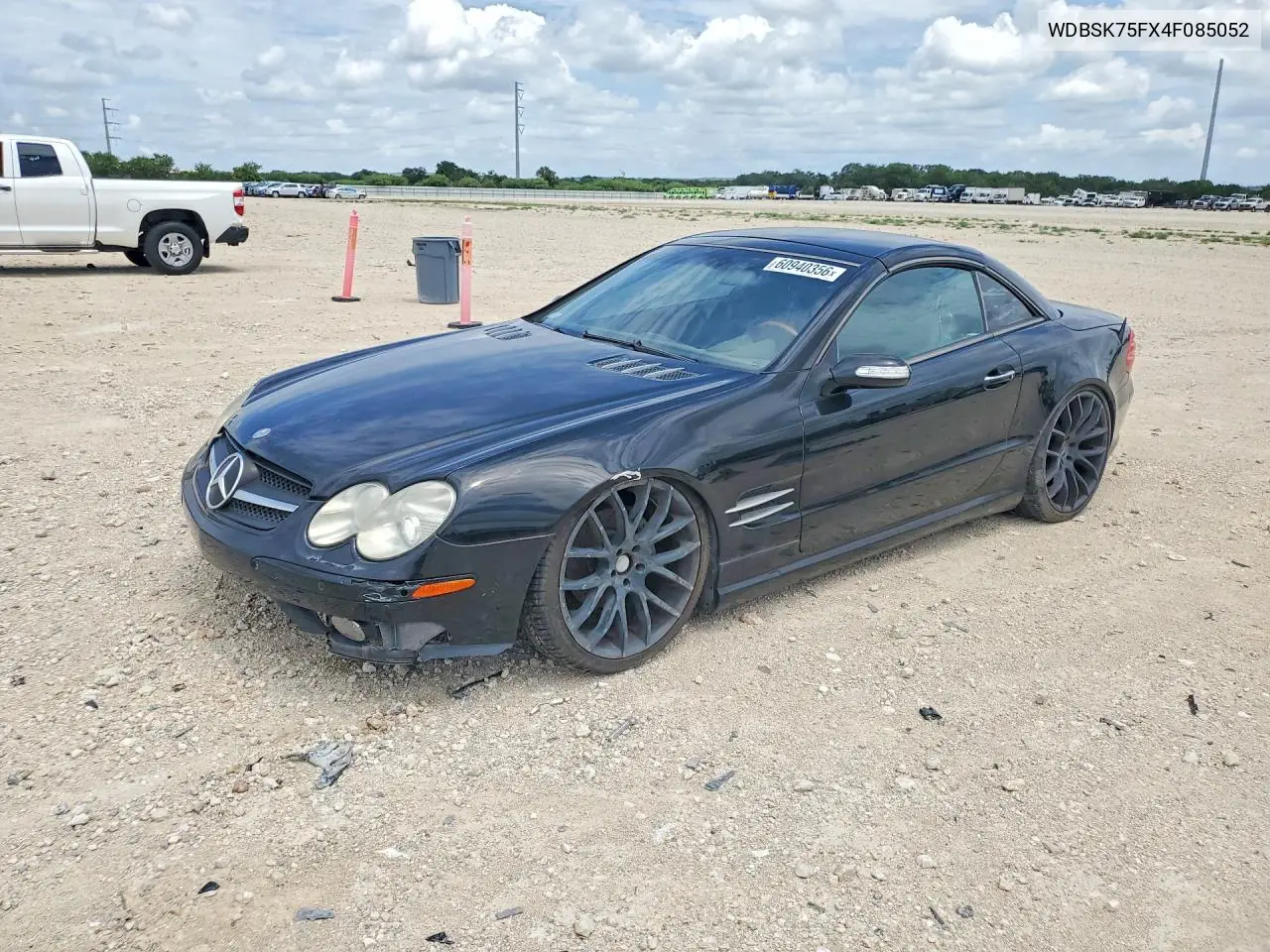 2004 Mercedes-Benz Sl 500 VIN: WDBSK75FX4F085052 Lot: 60940356