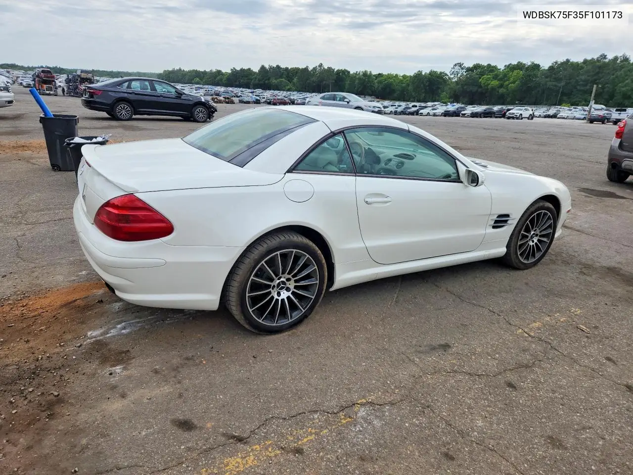 2005 Mercedes-Benz Sl 500 VIN: WDBSK75F35F101173 Lot: 50823996