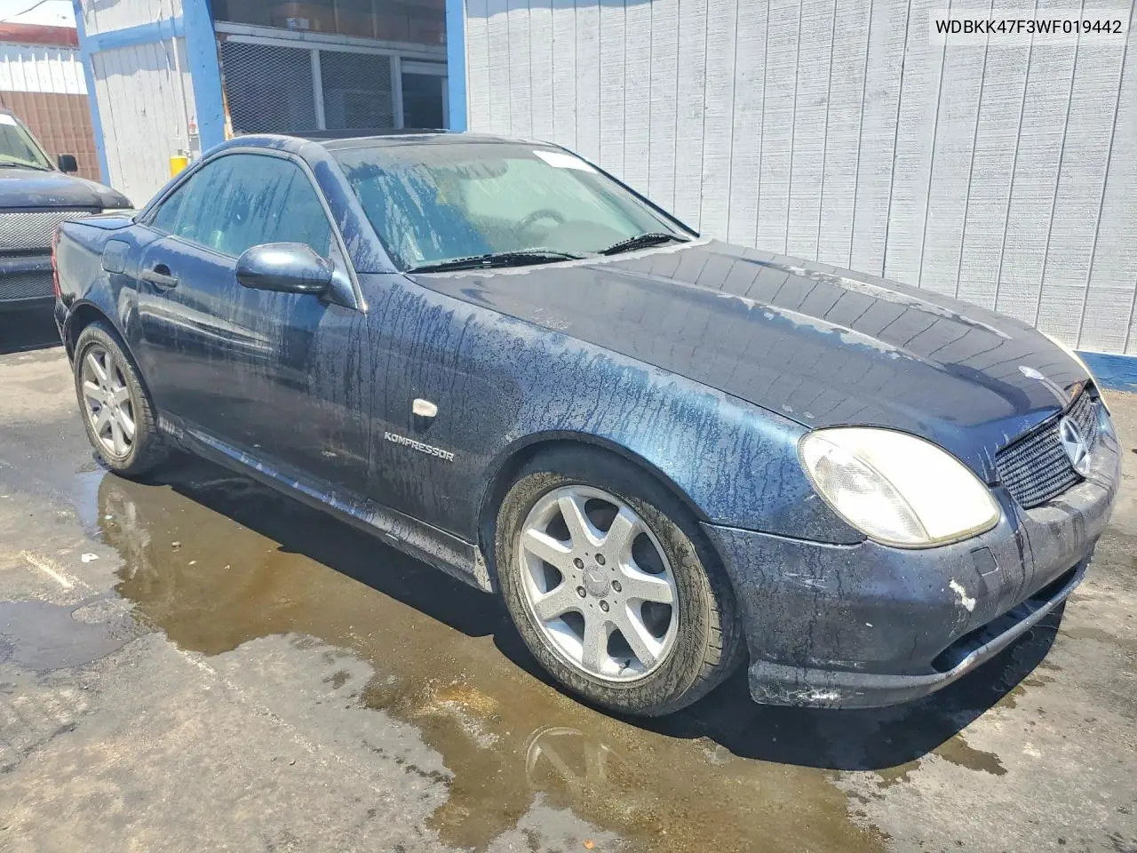 1998 Mercedes-Benz Slk 230 Kompressor VIN: WDBKK47F3WF019442 Lot: 57494086