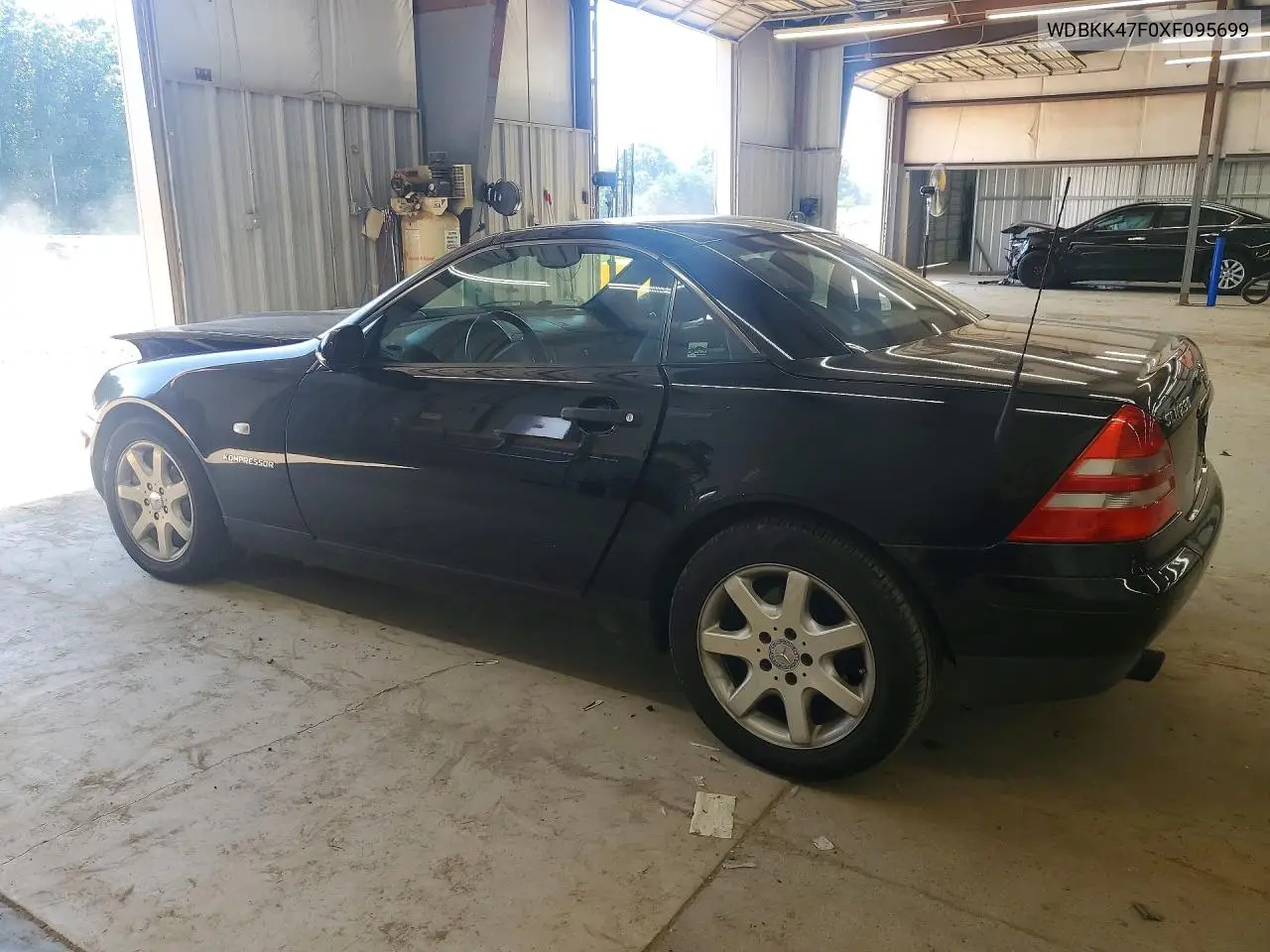 1999 Mercedes-Benz Slk 230 Kompressor VIN: WDBKK47F0XF095699 Lot: 52239596