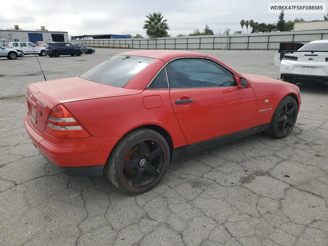 1999 Mercedes-Benz Slk 230 Kompressor VIN: WDBKK47F5XF088585 Lot: 74072555