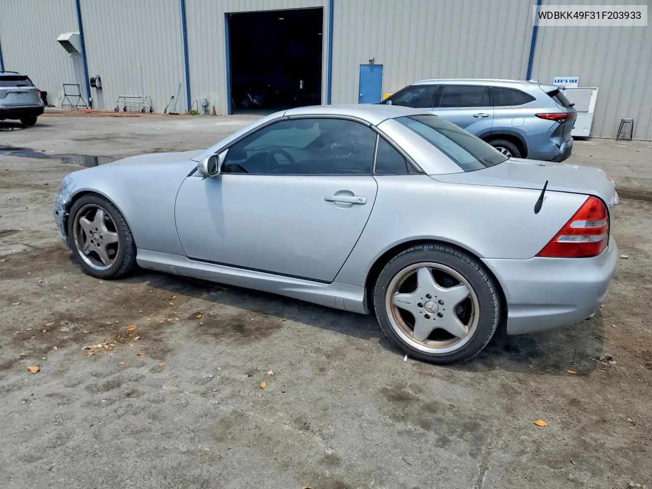 2001 Mercedes-Benz Slk 230 Kompressor VIN: WDBKK49F31F203933 Lot: 51858496