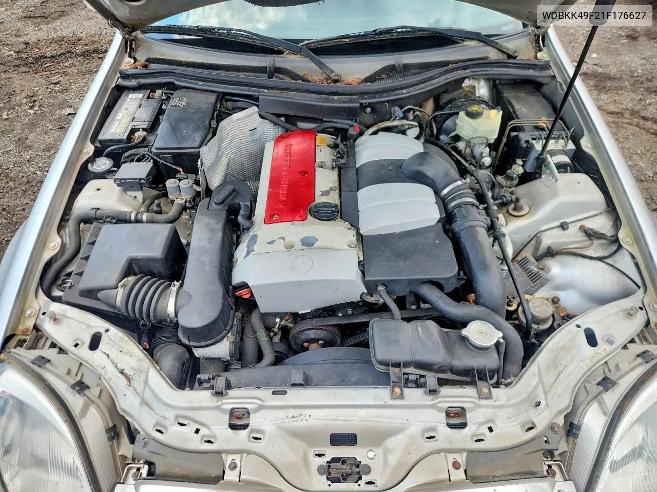 WDBKK49F21F176627 2001 Mercedes-Benz Slk 230 Kompressor