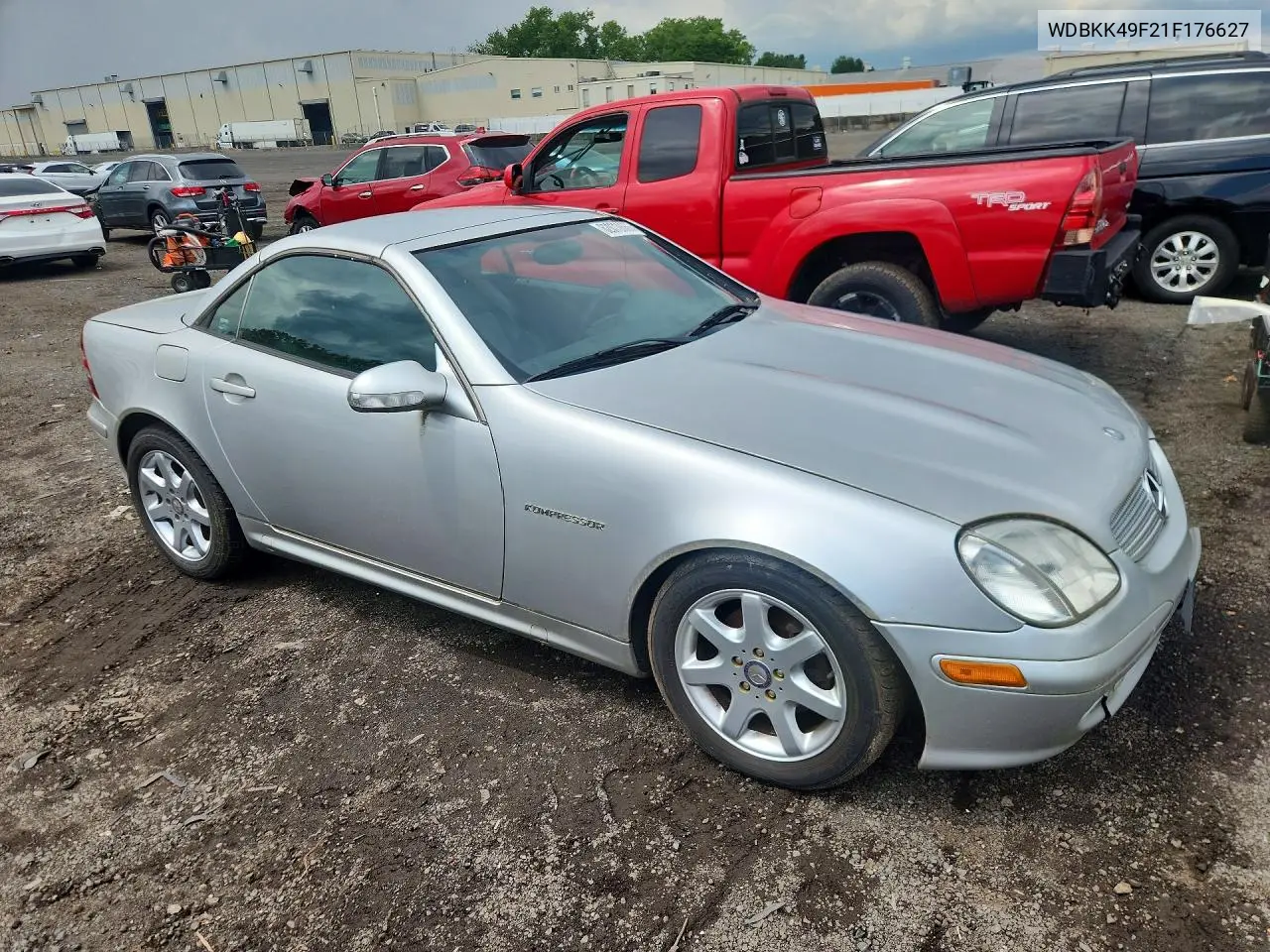 WDBKK49F21F176627 2001 Mercedes-Benz Slk 230 Kompressor