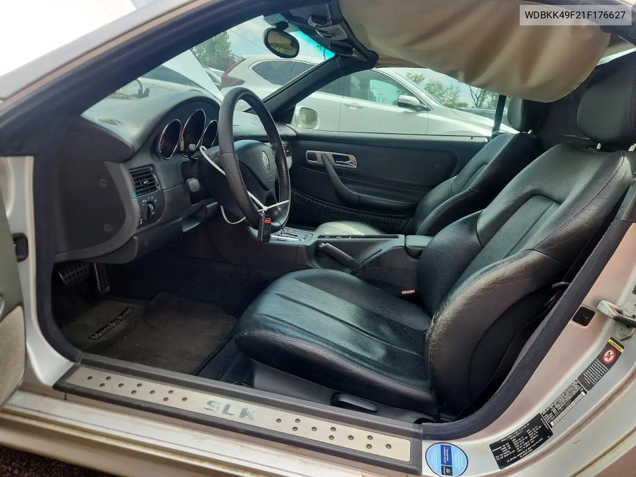 WDBKK49F21F176627 2001 Mercedes-Benz Slk 230 Kompressor