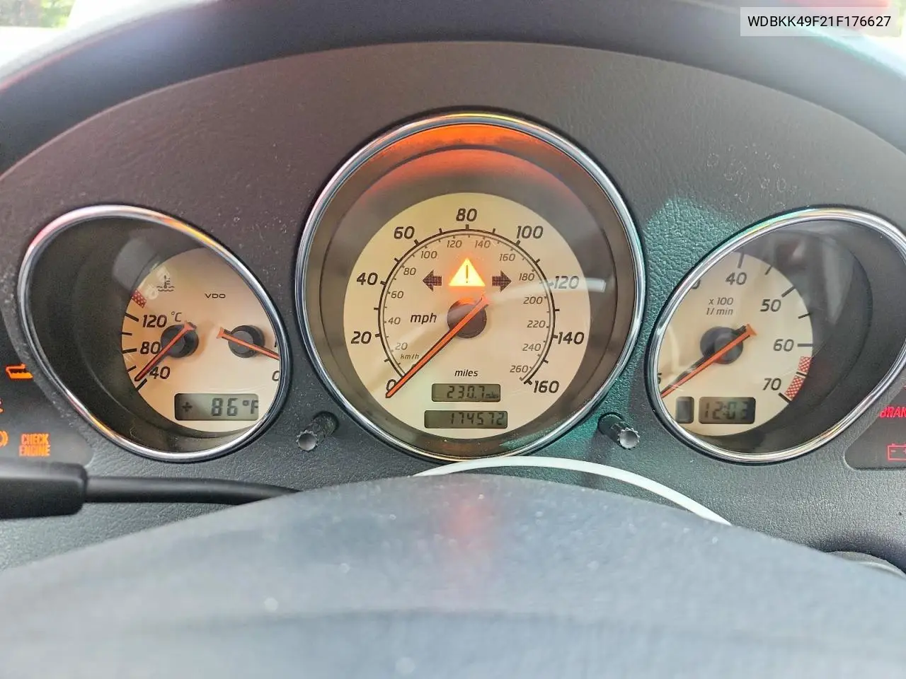 WDBKK49F21F176627 2001 Mercedes-Benz Slk 230 Kompressor