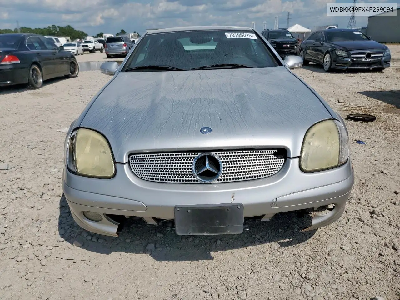 2004 Mercedes-Benz Slk 230 Kompressor VIN: WDBKK49FX4F299094 Lot: 76482195