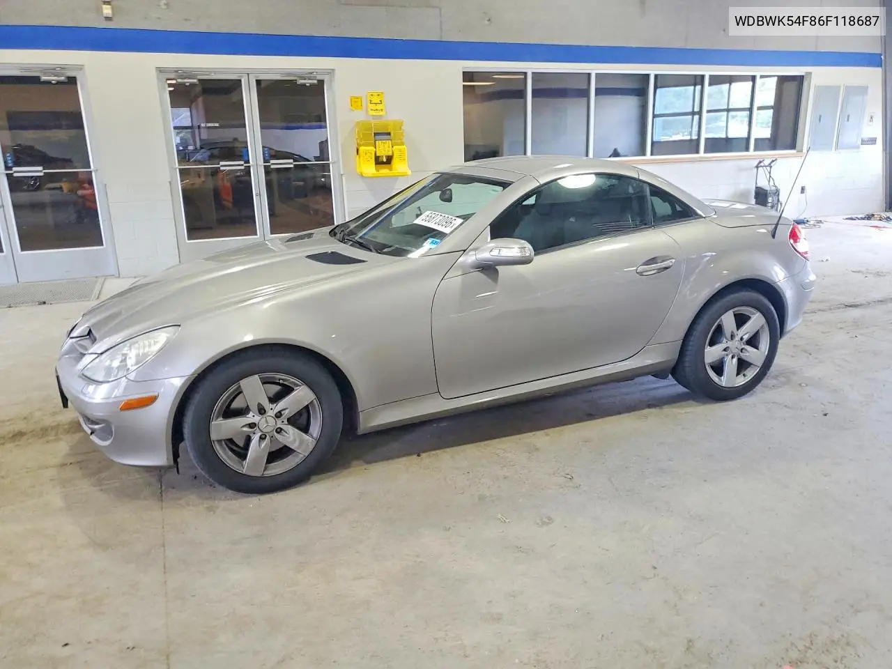 2006 Mercedes-Benz Slk 280 VIN: WDBWK54F86F118687 Lot: 55873096