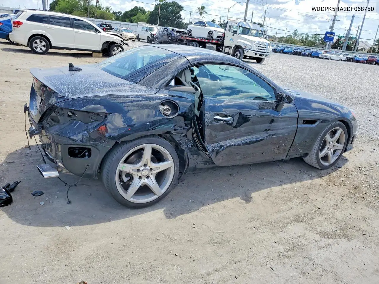 2013 Mercedes-Benz Slk 350 VIN: WDDPK5HA2DF068750 Lot: 53893666