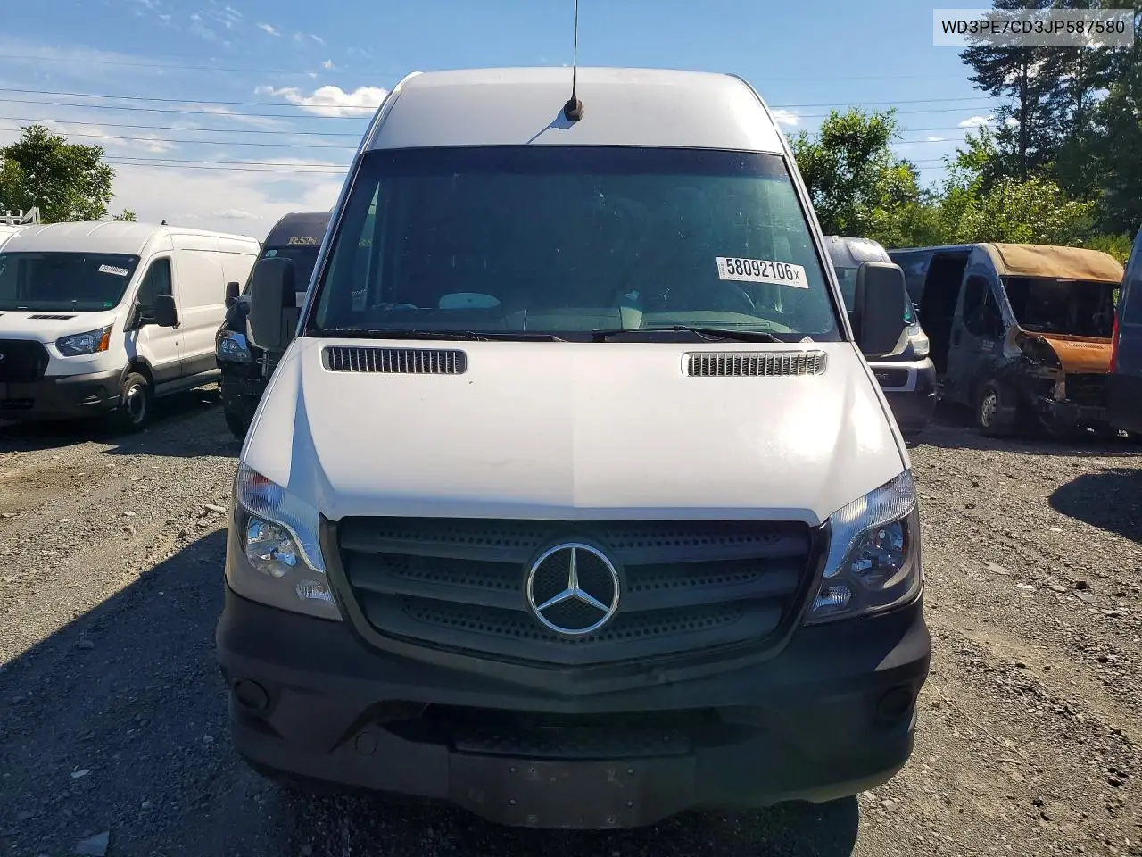 2018 Freightliner Sprinter 2500 Delivery Van VIN: WD3PE7CD3JP587580 Lot: 58092106