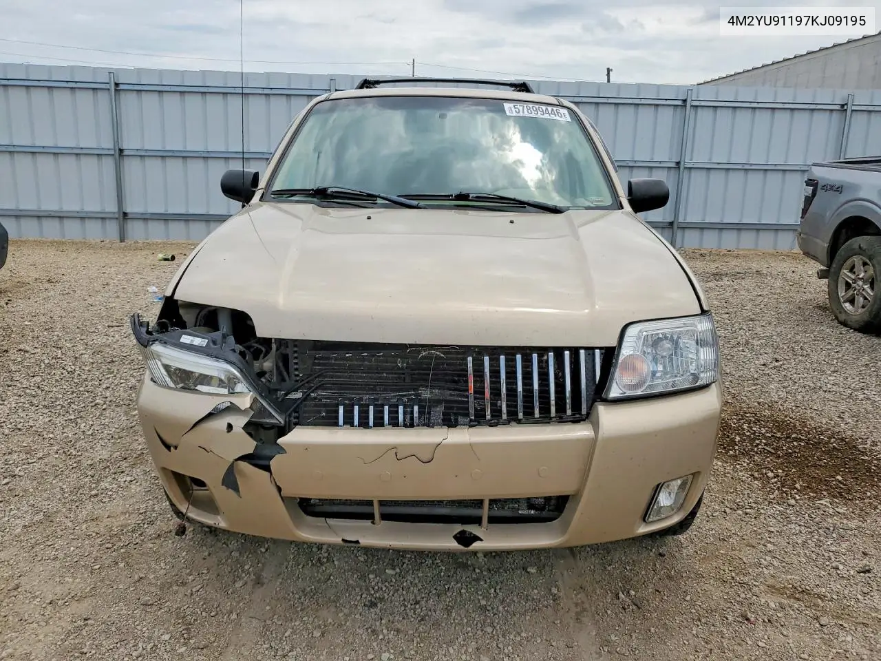 2007 Mercury Mariner Luxury VIN: 4M2YU91197KJ09195 Lot: 57899446