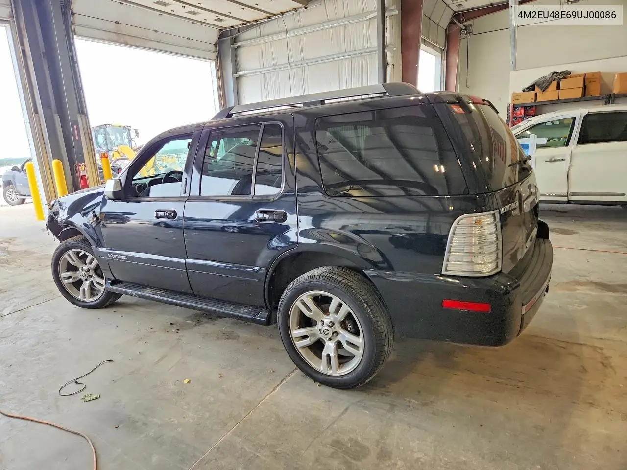 2009 Mercury Mountaineer Premier VIN: 4M2EU48E69UJ00086 Lot: 57086256