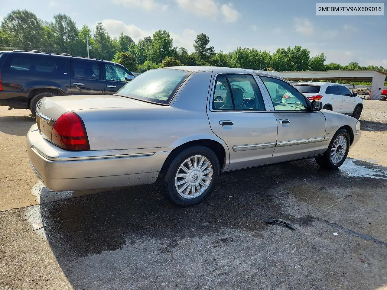 2010 Mercury Grand Marquis Ls VIN: 2MEBM7FV9AX609016 Lot: 56811726