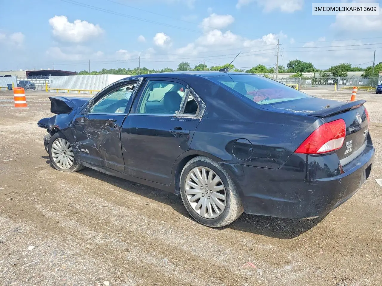 2010 Mercury Milan Hybrid VIN: 3MEDM0L3XAR613609 Lot: 57936826
