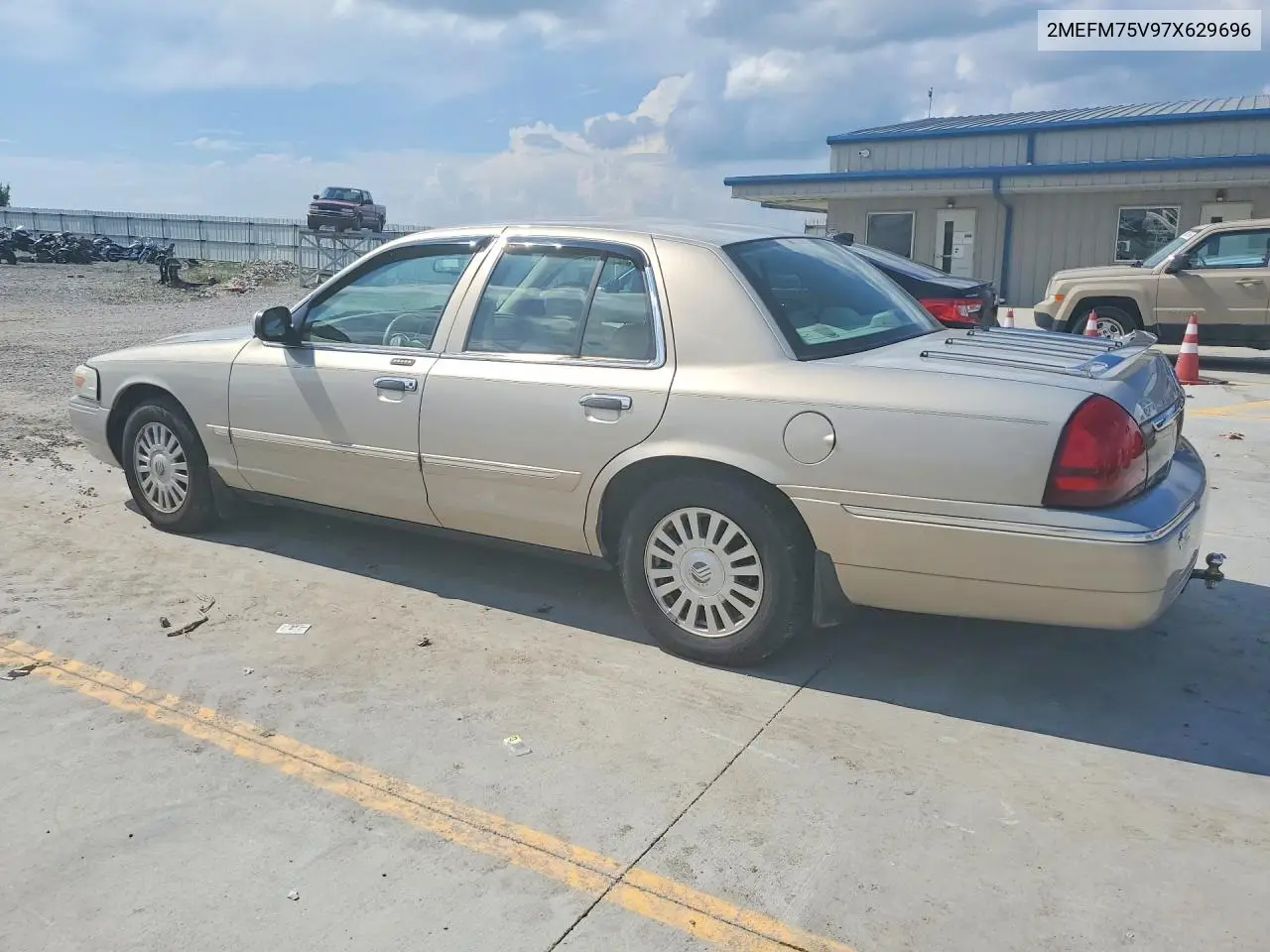 2007 Mercury Gr Marquis VIN: 2MEFM75V97X629696 Lot: 58808586