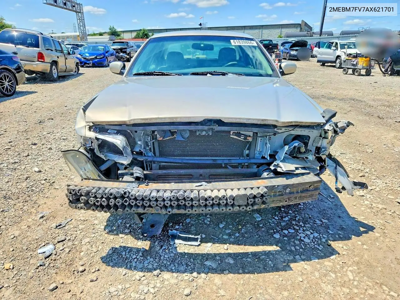 2010 Mercury Grand Marquis Ls VIN: 2MEBM7FV7AX621701 Lot: 61839866
