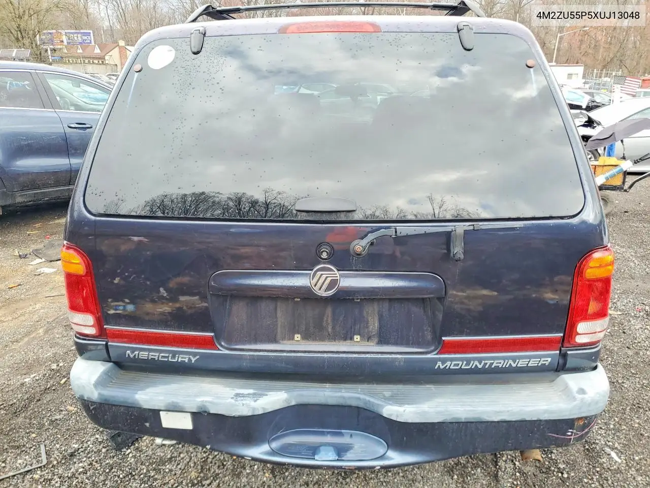 1999 Mercury Mountaineer VIN: 4M2ZU55P5XUJ13048 Lot: 46467336
