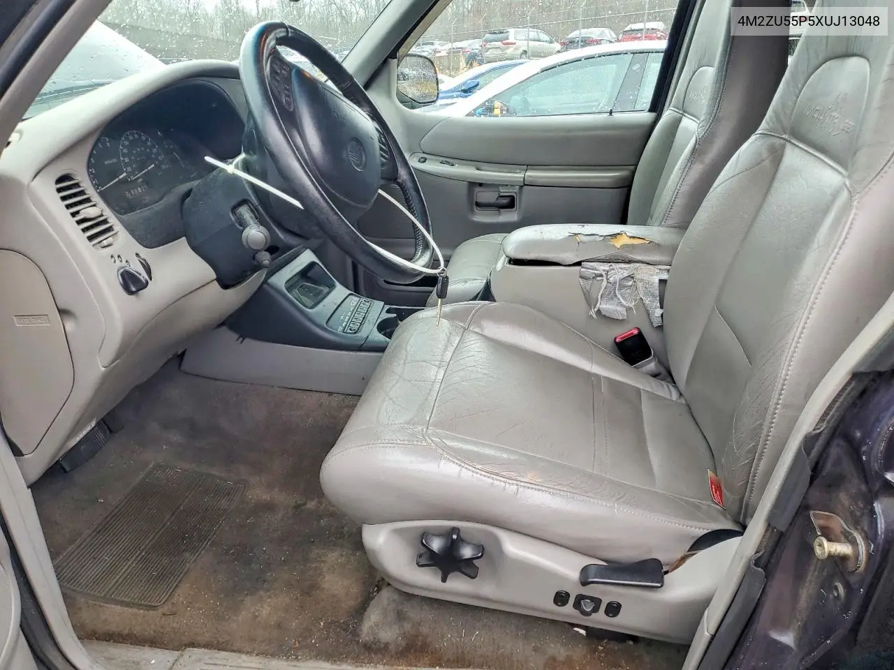 1999 Mercury Mountaineer VIN: 4M2ZU55P5XUJ13048 Lot: 46467336