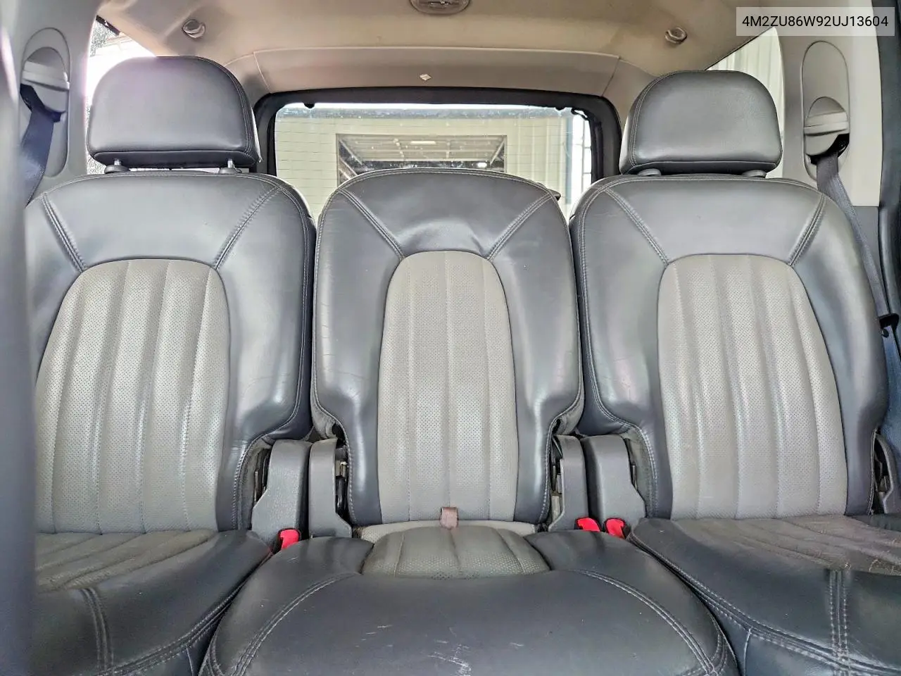 2002 Mercury Mountaineer VIN: 4M2ZU86W92UJ13604 Lot: 57265786