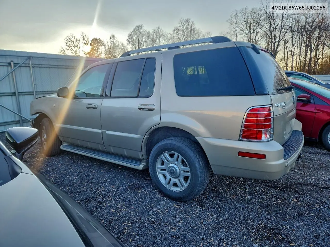 2005 Mercury Mountaineer VIN: 4M2DU86W65UJ02056 Lot: 60501086