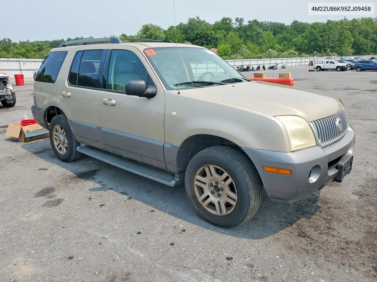 2005 Mercury Mountaineer VIN: 4M2ZU86K95ZJ09458 Lot: 61107206
