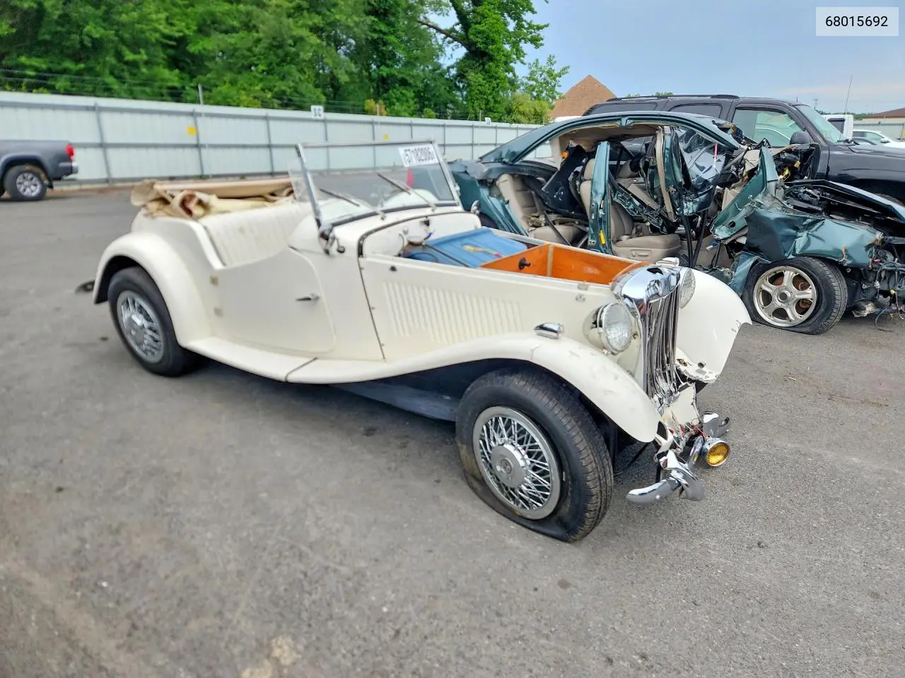 1980 Mg Mg VIN: 68015692 Lot: 57182006