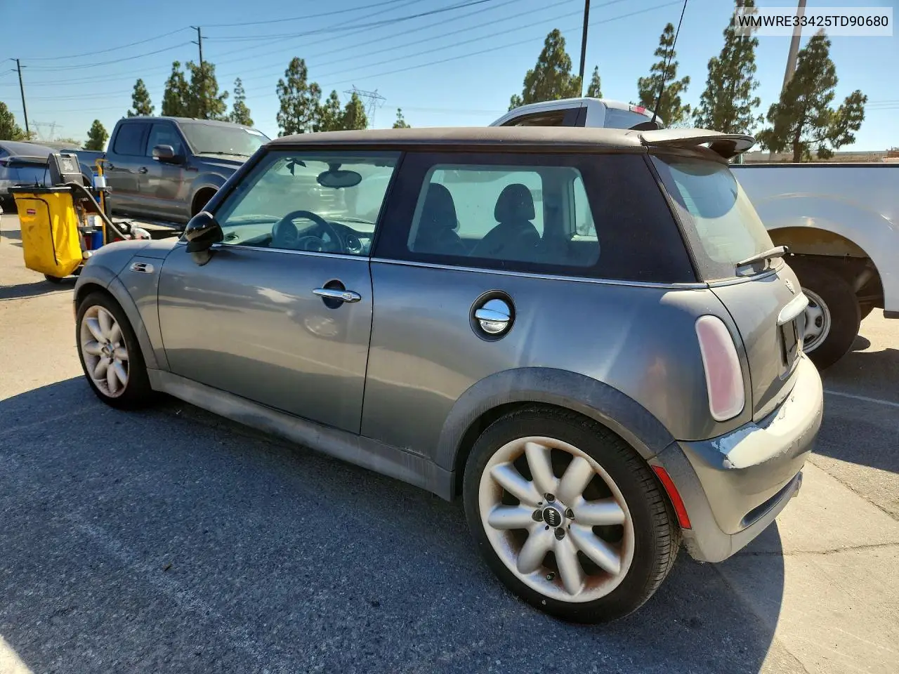 2005 Mini Cooper S VIN: WMWRE33425TD90680 Lot: 60495936