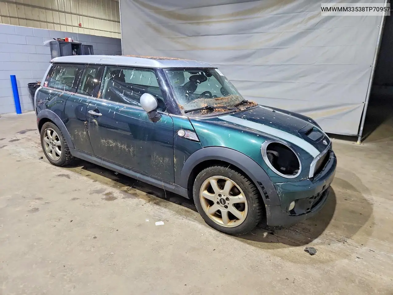 2008 Mini Cooper S Clubman VIN: WMWMM33538TP70957 Lot: 62161876
