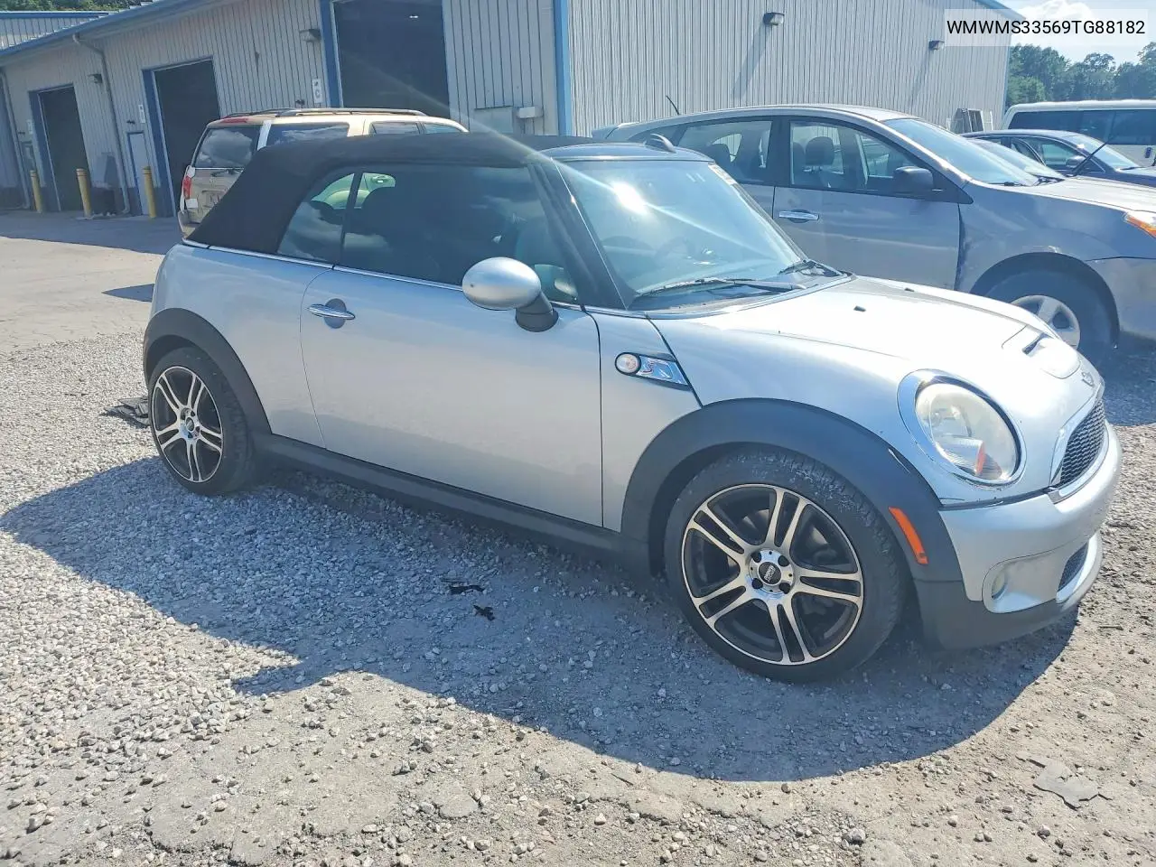2009 Mini Cooper S VIN: WMWMS33569TG88182 Lot: 60835306