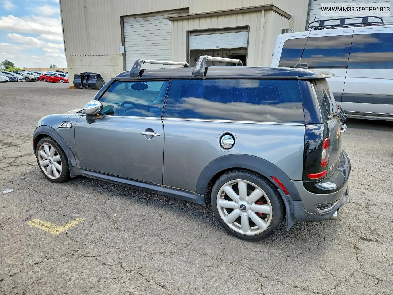 2009 Mini Cooper S Clubman VIN: WMWMM33559TP91813 Lot: 61235616