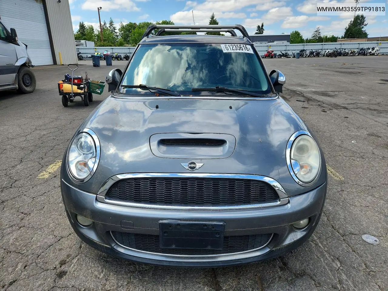 2009 Mini Cooper S Clubman VIN: WMWMM33559TP91813 Lot: 61235616