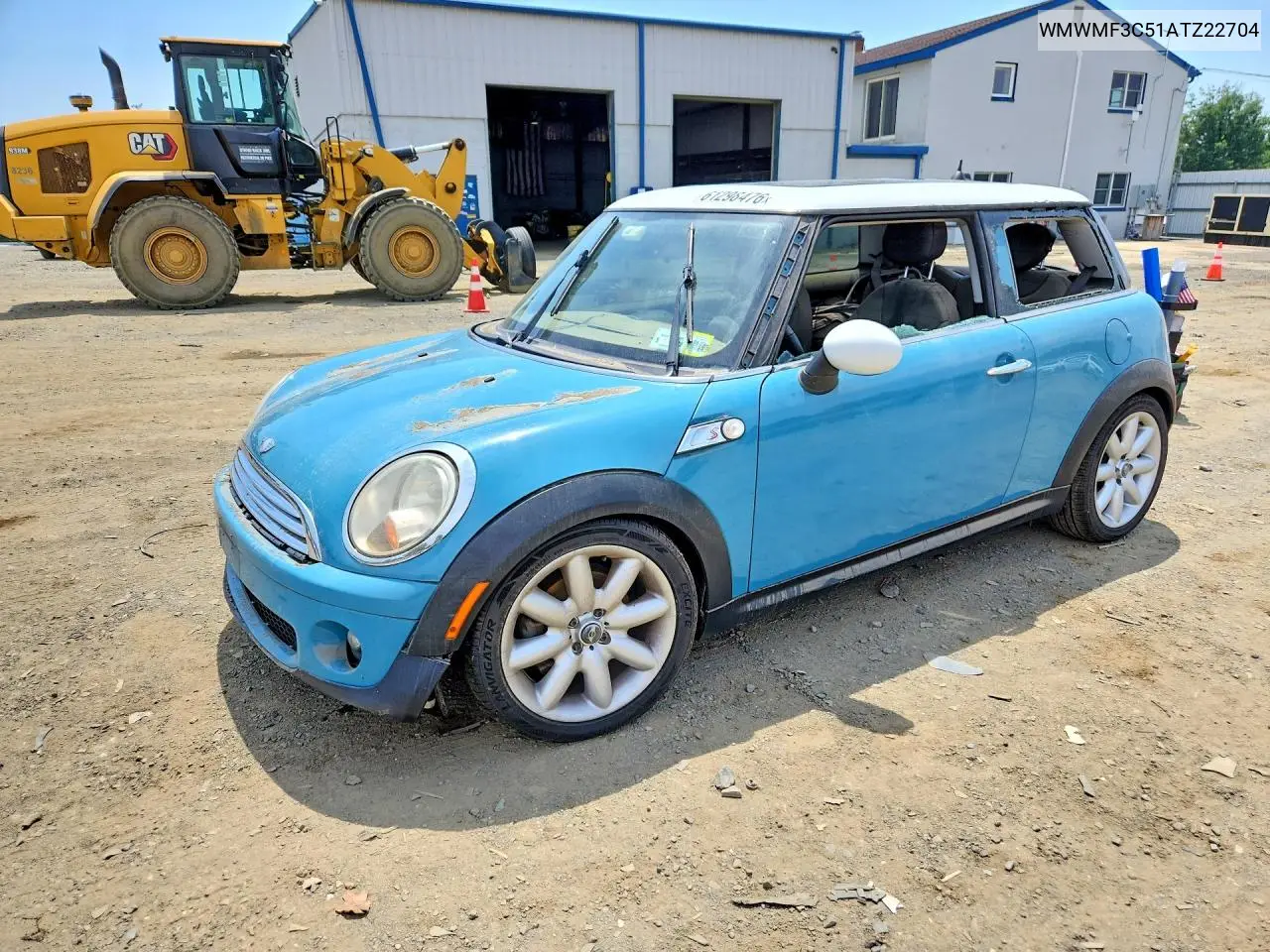 2010 Mini Cooper VIN: WMWMF3C51ATZ22704 Lot: 61298476