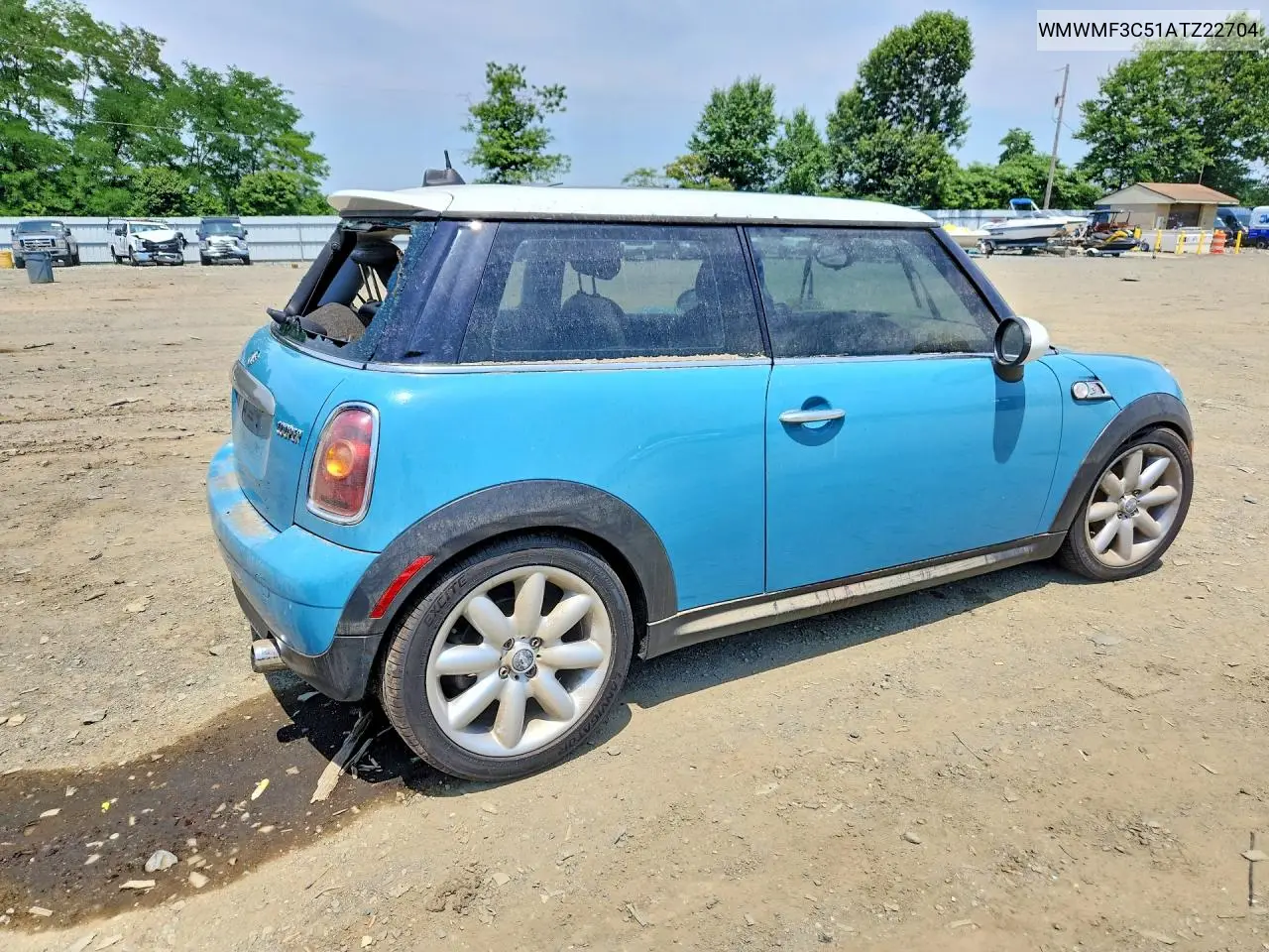 2010 Mini Cooper VIN: WMWMF3C51ATZ22704 Lot: 61298476