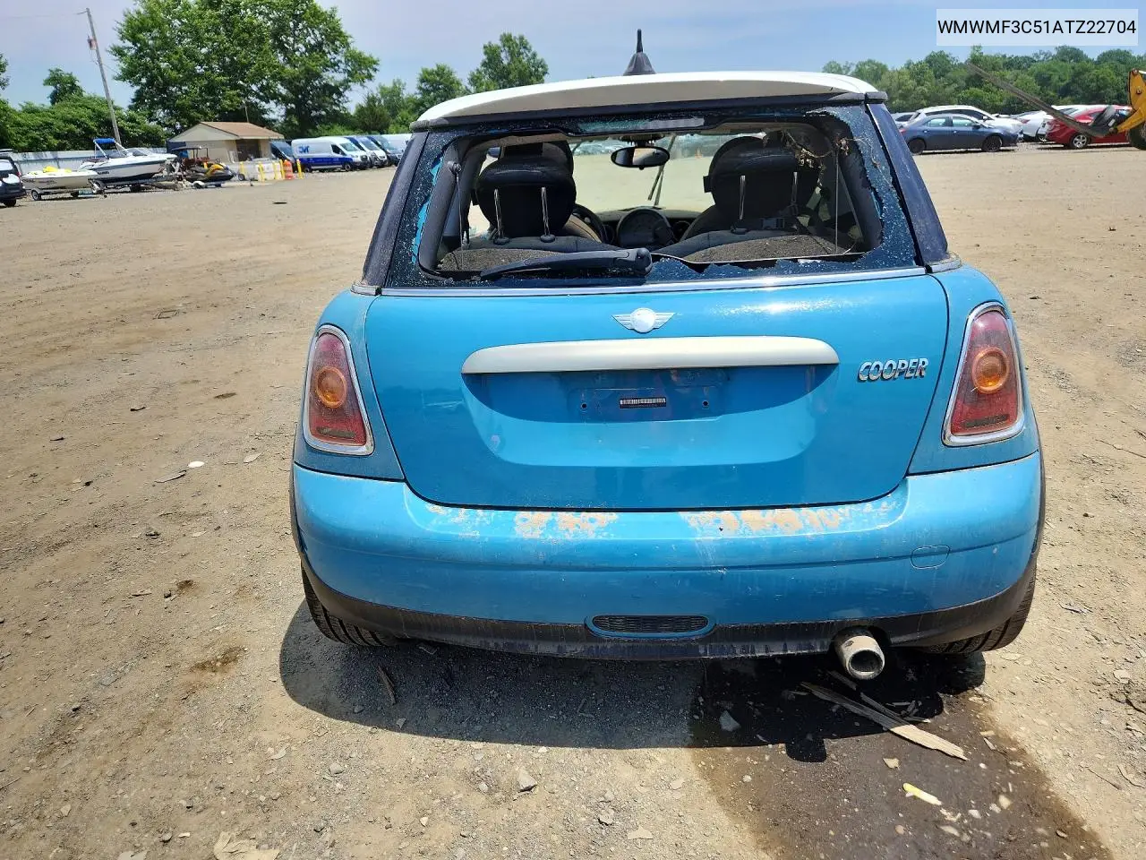 2010 Mini Cooper VIN: WMWMF3C51ATZ22704 Lot: 61298476