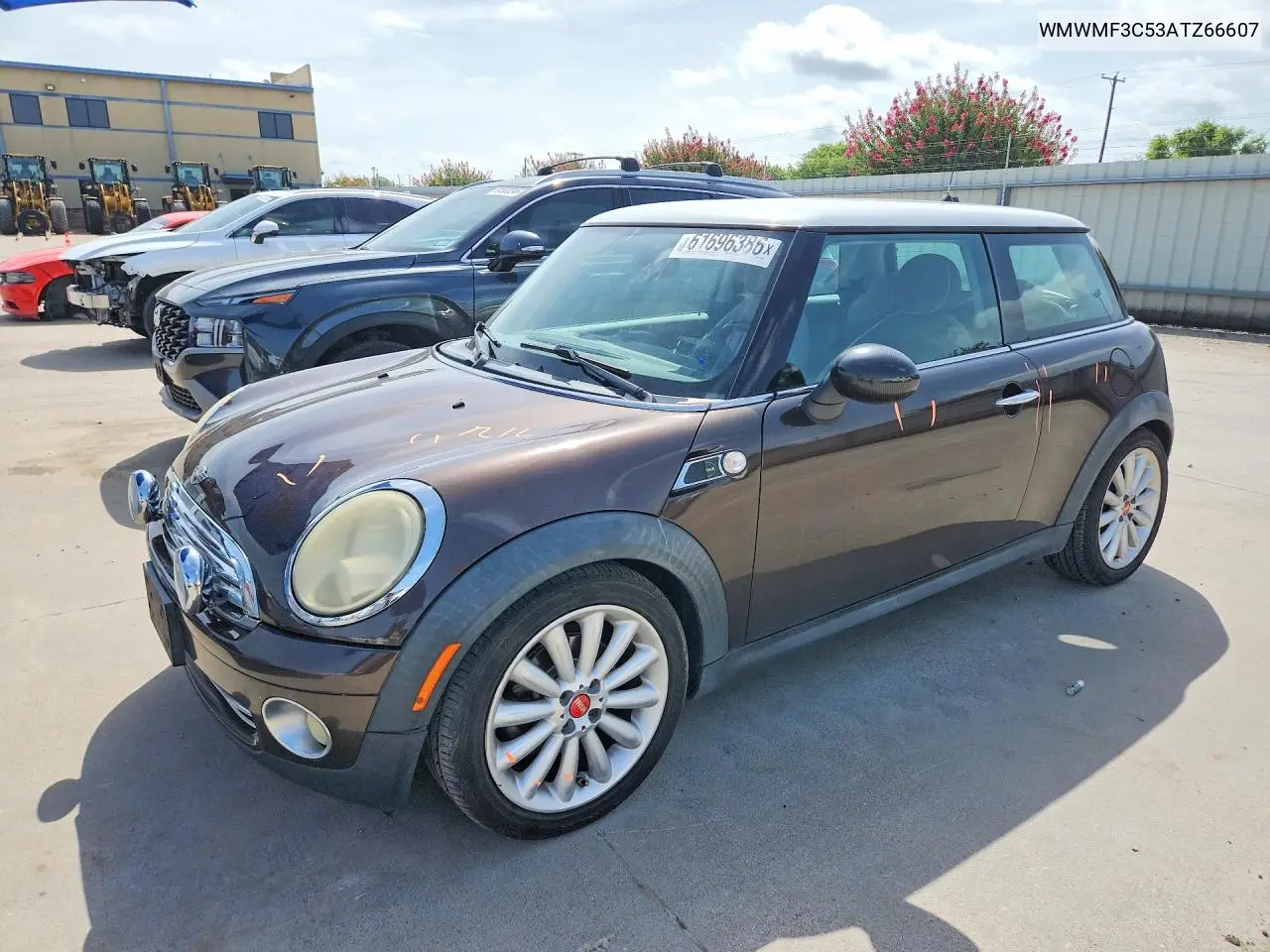 2010 Mini Cooper VIN: WMWMF3C53ATZ66607 Lot: 61696386