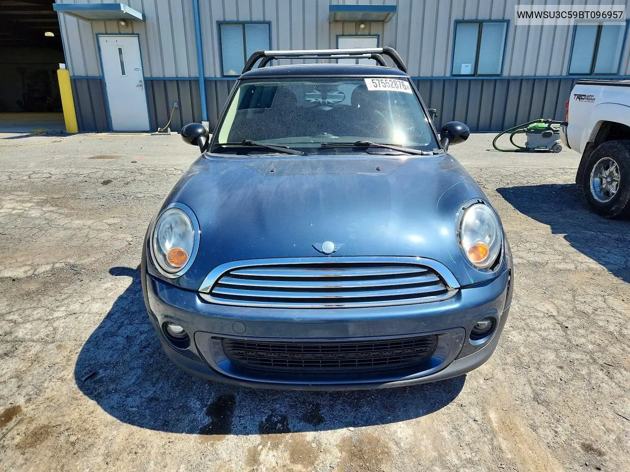 2011 Mini Cooper VIN: WMWSU3C59BT096957 Lot: 57552876