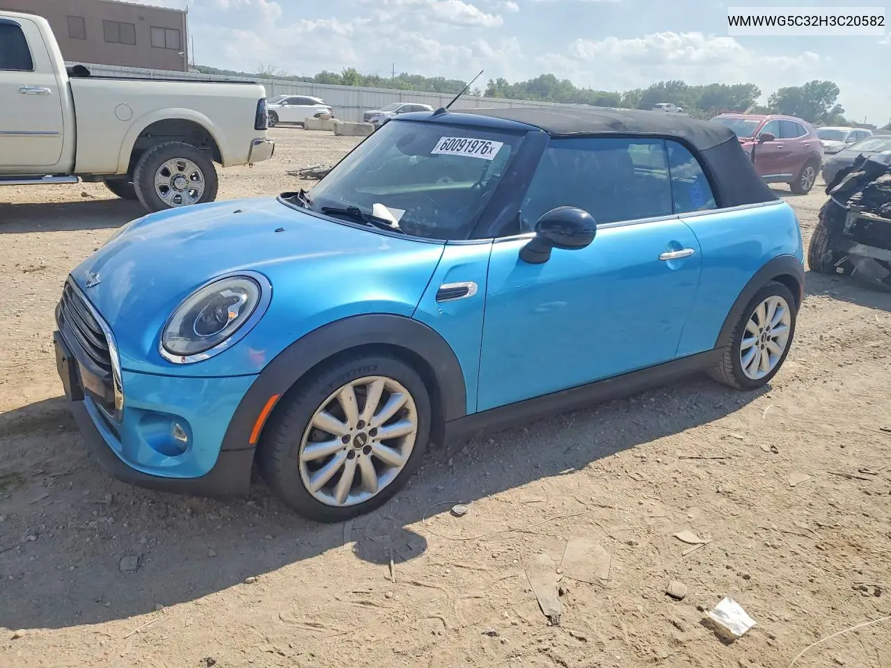 2017 Mini Cooper VIN: WMWWG5C32H3C20582 Lot: 60091976