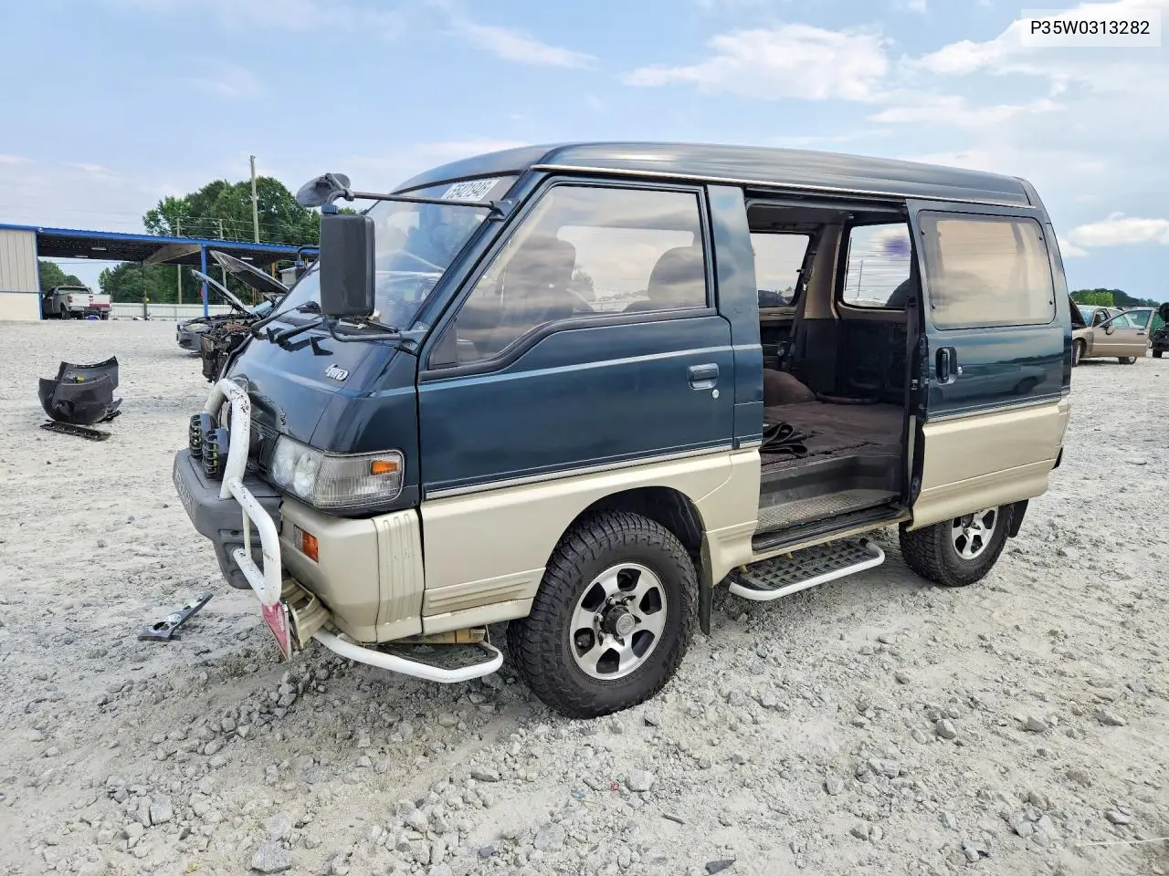 1993 Mitsubishi Delica VIN: P35W0313282 Lot: 55421946