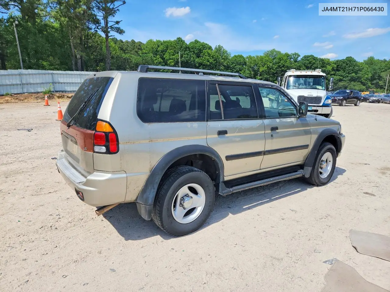 2001 Mitsubishi Montero Sport Es VIN: JA4MT21H71P066430 Lot: 55403206